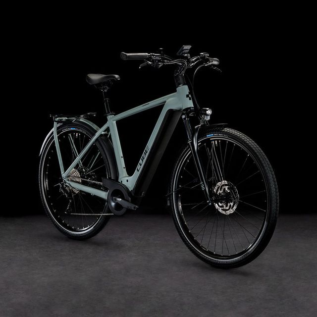 CUBE Kathmandu Hybrid ONE 750 sähköpyörä